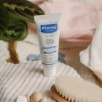 Mustela Cradle Cap Saç Pullanmalarına Karşı Bakım Kremi 40 ml anne bebek sac krem yenidogan